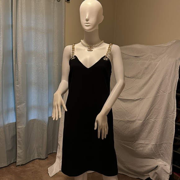 Michael Kors Mini Black Dress - Picture 3 of 16